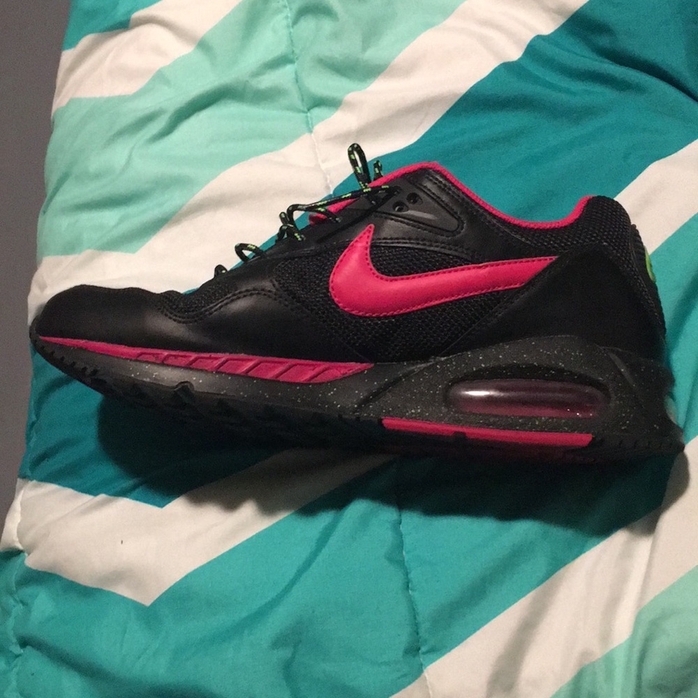 An Size 11 But They Fit Like An Size 9.5 - image 2